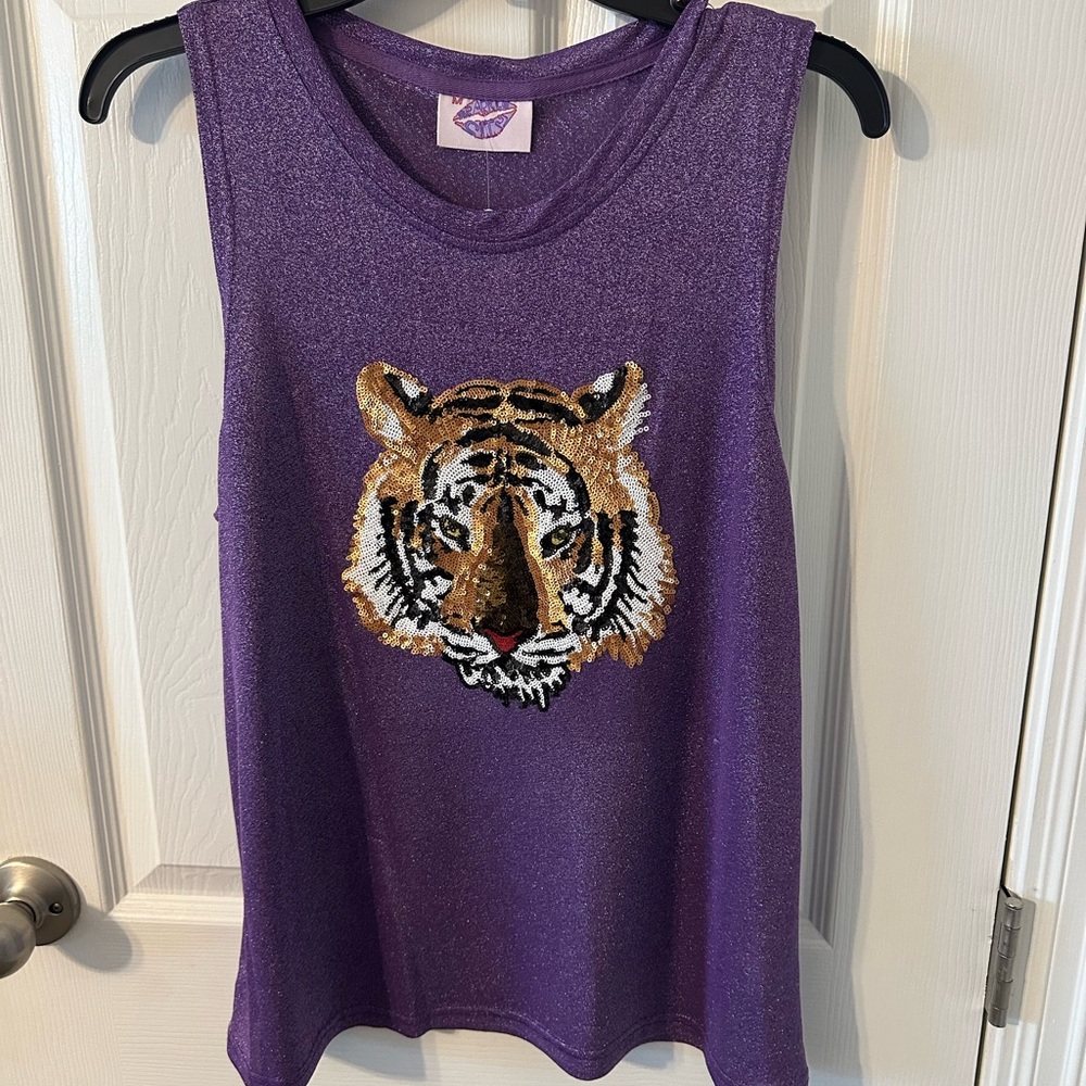 Sparkle city sequin Tiger tank! NWT. Size med.